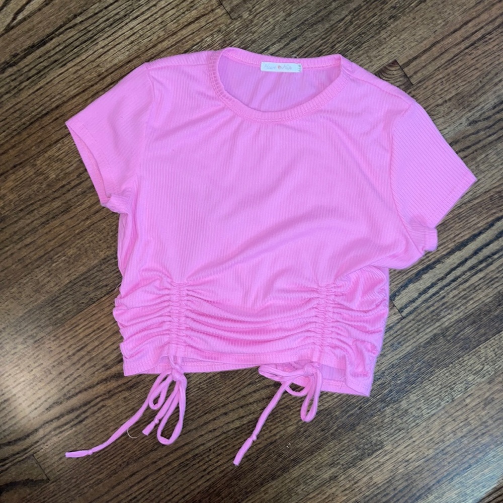 Pink Crop Top - Junior M Pink Crop Top Heart and Hips